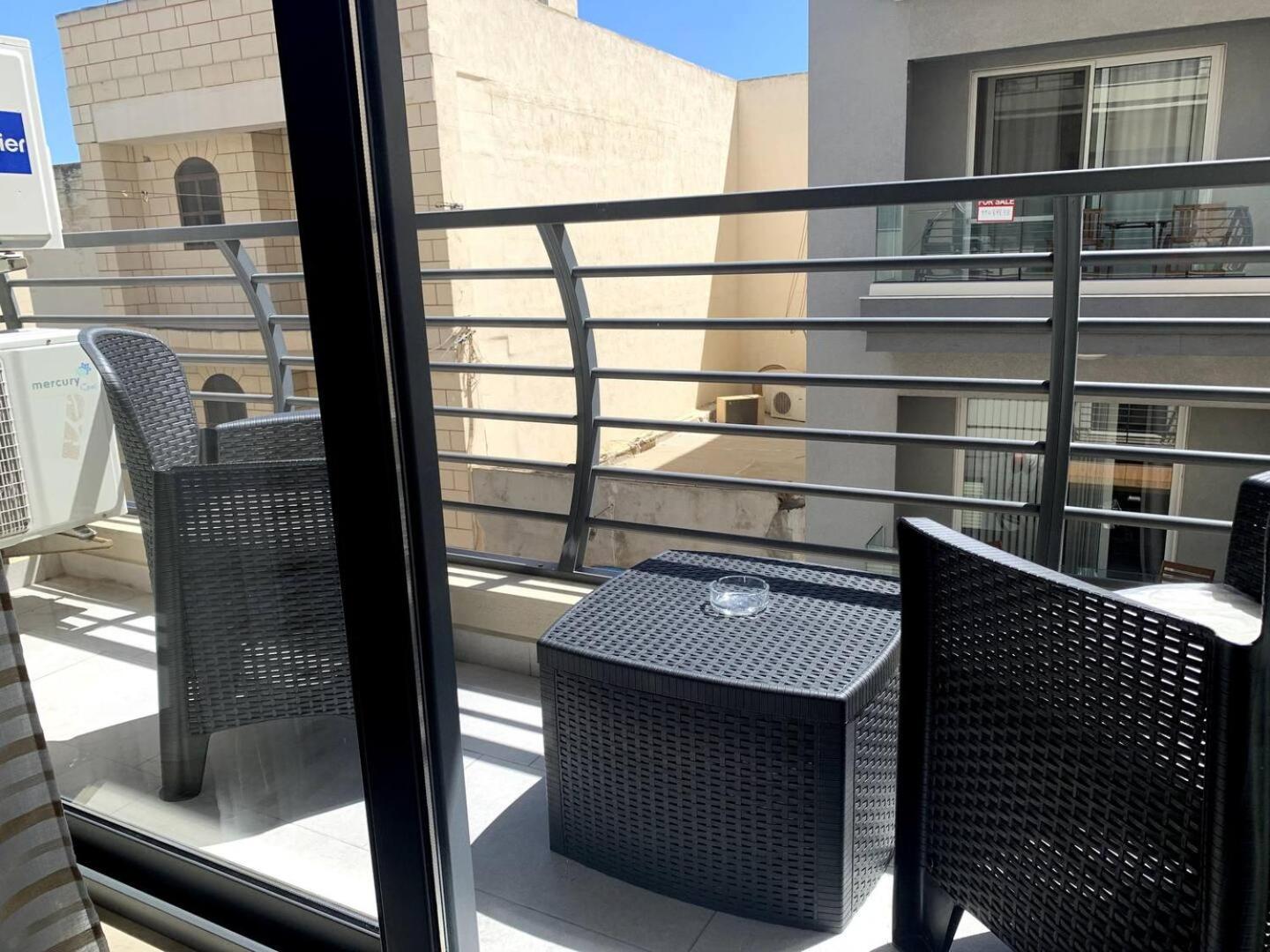 Cara Flats By Homely Mellieħa Exterior foto